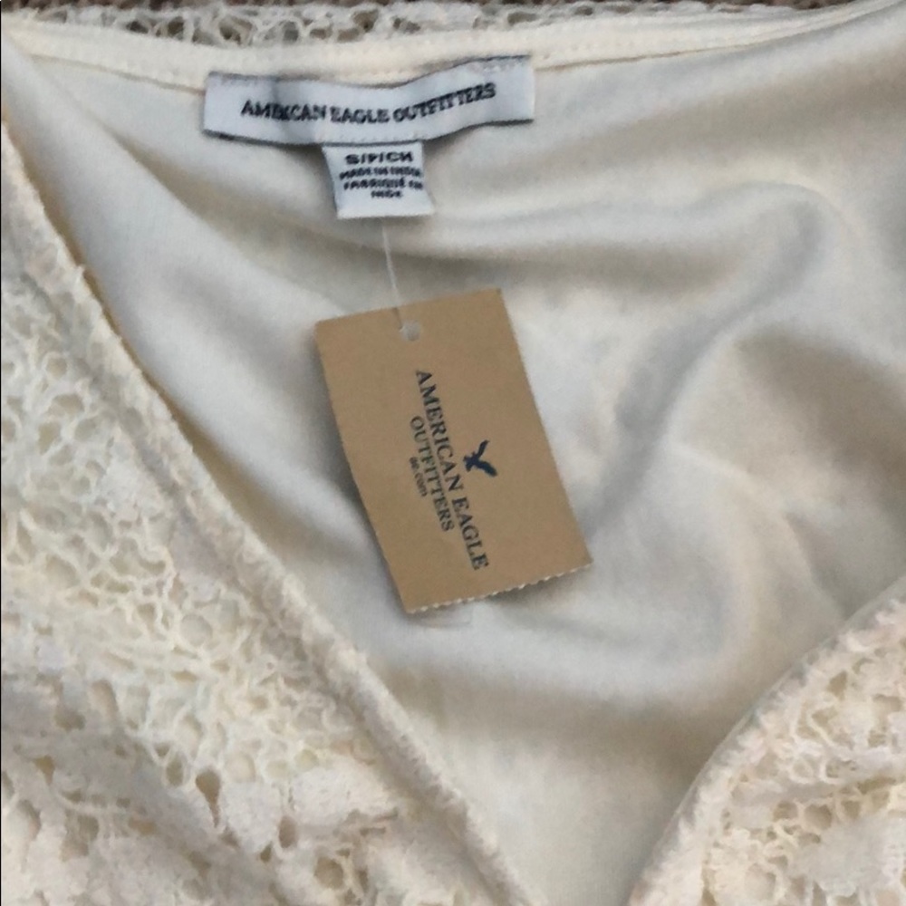 Lace romper - Picture 2 of 3